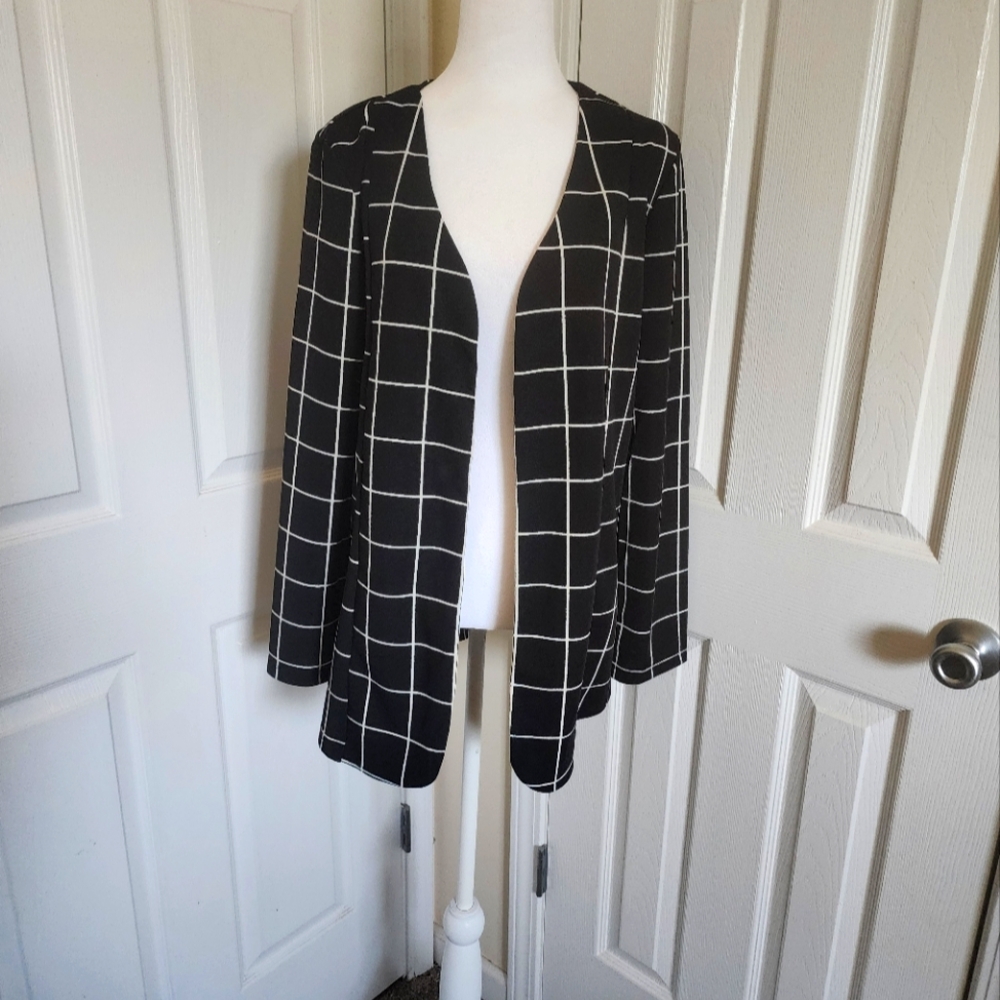 Black and White Grid Pattern Blazer